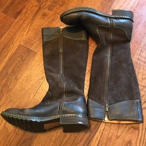 Leather brown riding boots